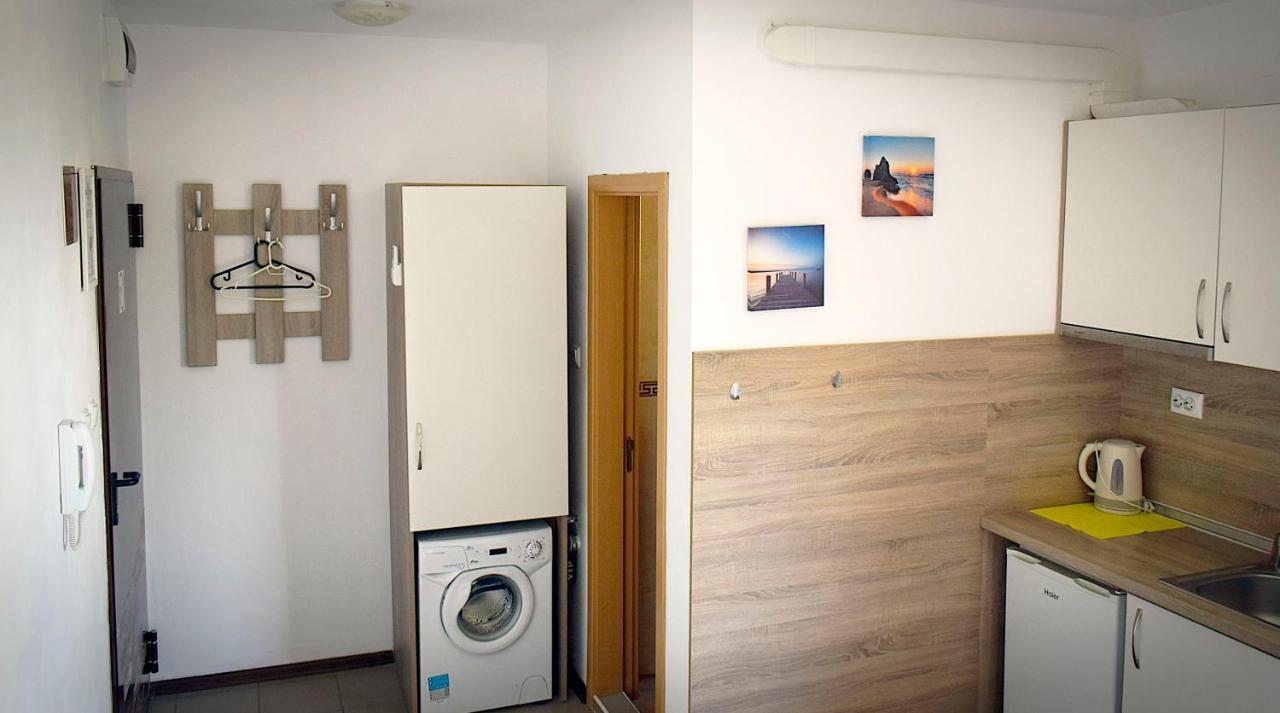 Flora Beach Apartaments Burgas Exterior photo